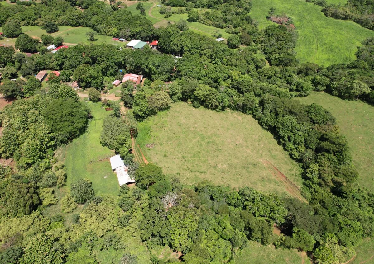 Terreno de Desarrollo de 2 Hectáreas en Venta en Pedasí Panamá