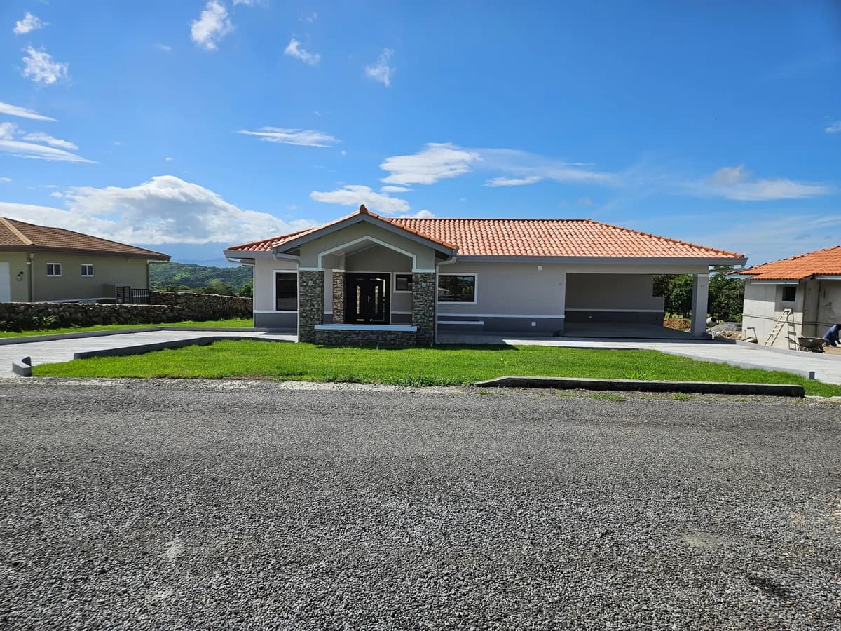 Casas Model Rosa en Venta en Boquete, Panamá - Photo 2