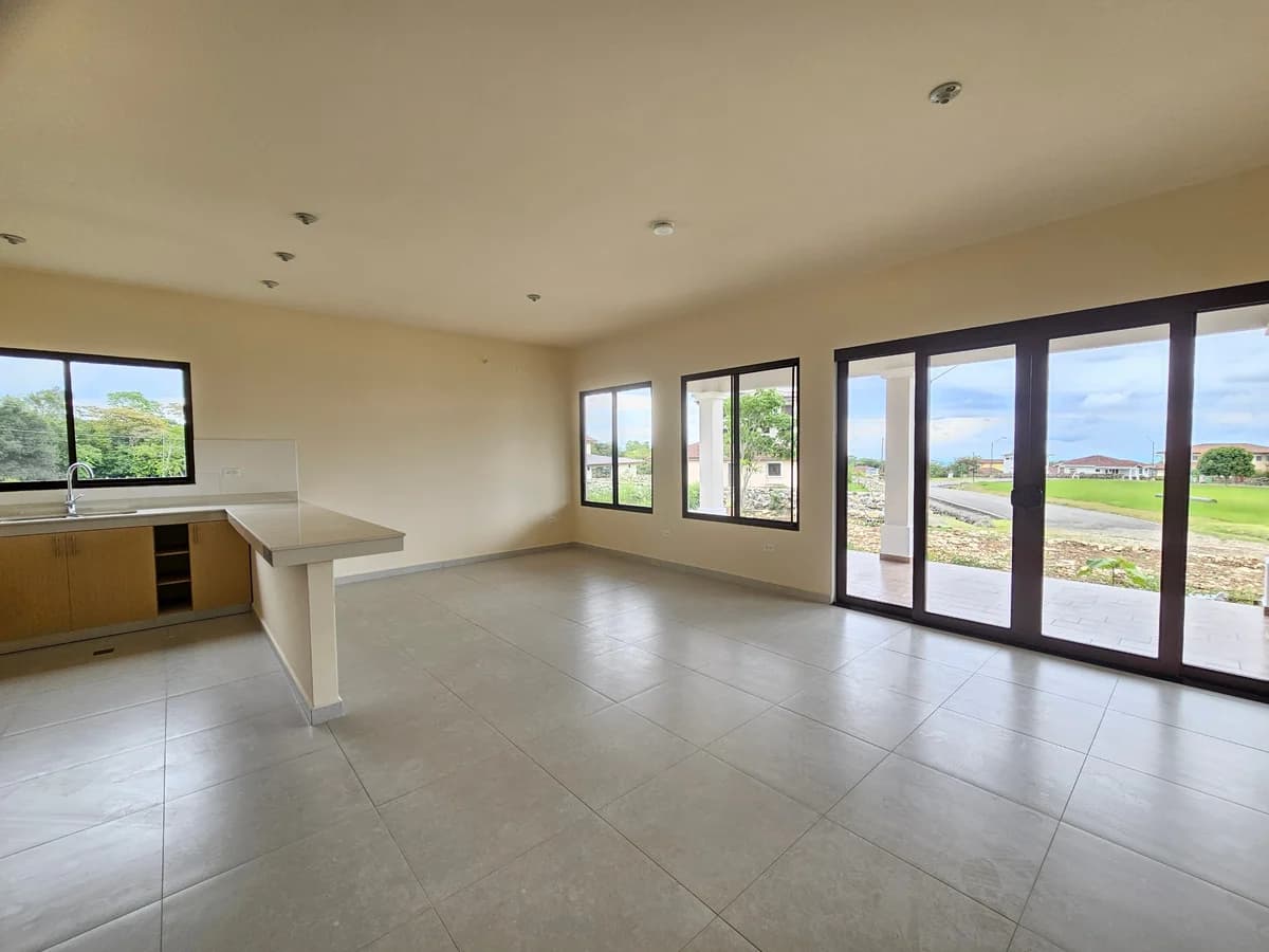 Granada Model Home for Sale in Boquete, Panama - Photo 3