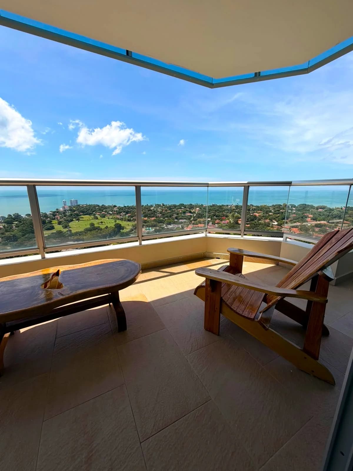Coronado Golf Apartment zum Verkauf | 2 Schlafzimmer, 110 m²