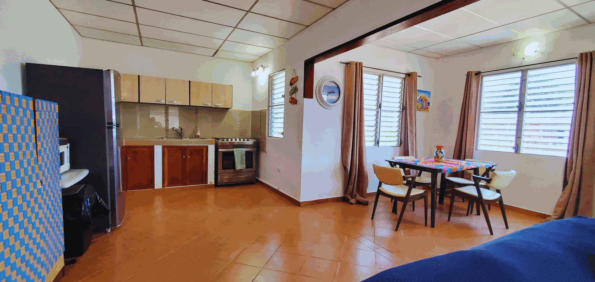 Investment Paradise: 4BR Home in Pedasí's Heart - $199K - Photo 3