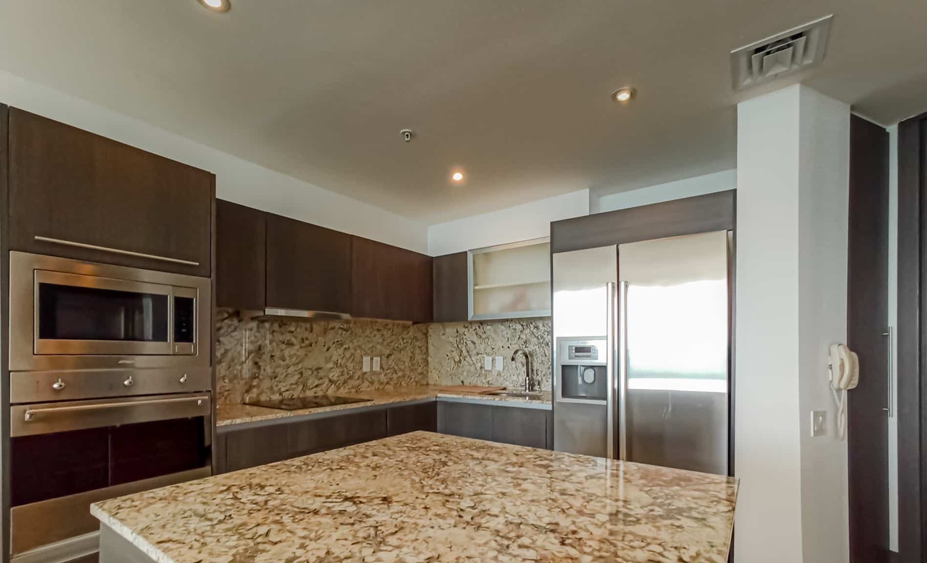 Ocean View 1BR Condo The Ocean Club Punta Pacifica $349K - Panama City - Photo 5