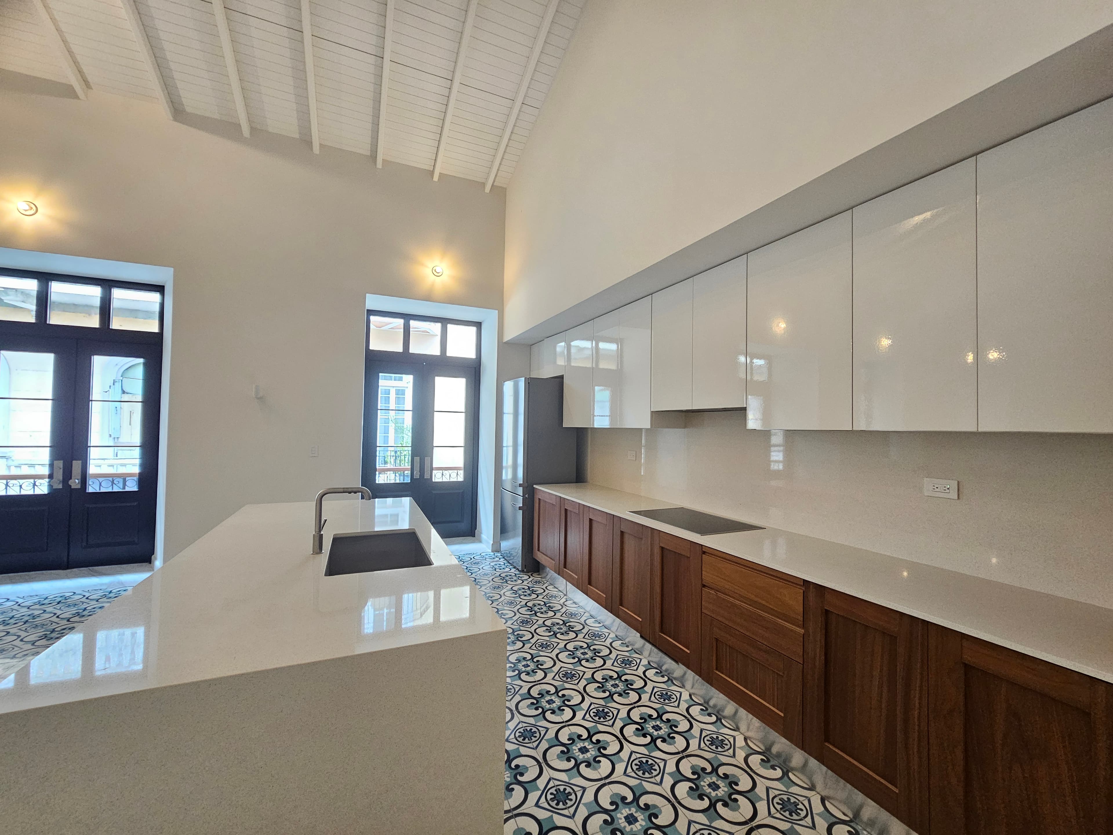 4BR Luxury Casco Viejo Penthouse | Historic Santa Familia | $1.3M - Photo 5