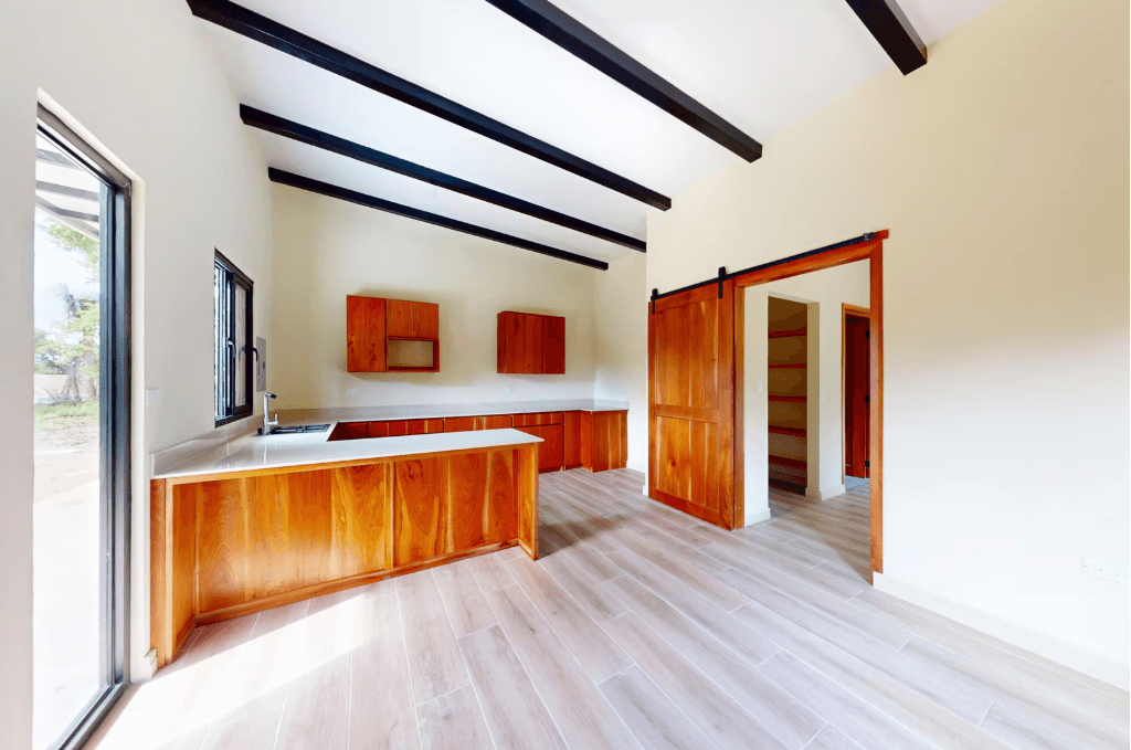 Casita Rincón : Un Paradis Moderne Tiny à 44 000 $ dans l'Écrin Balnéaire de Pedasí