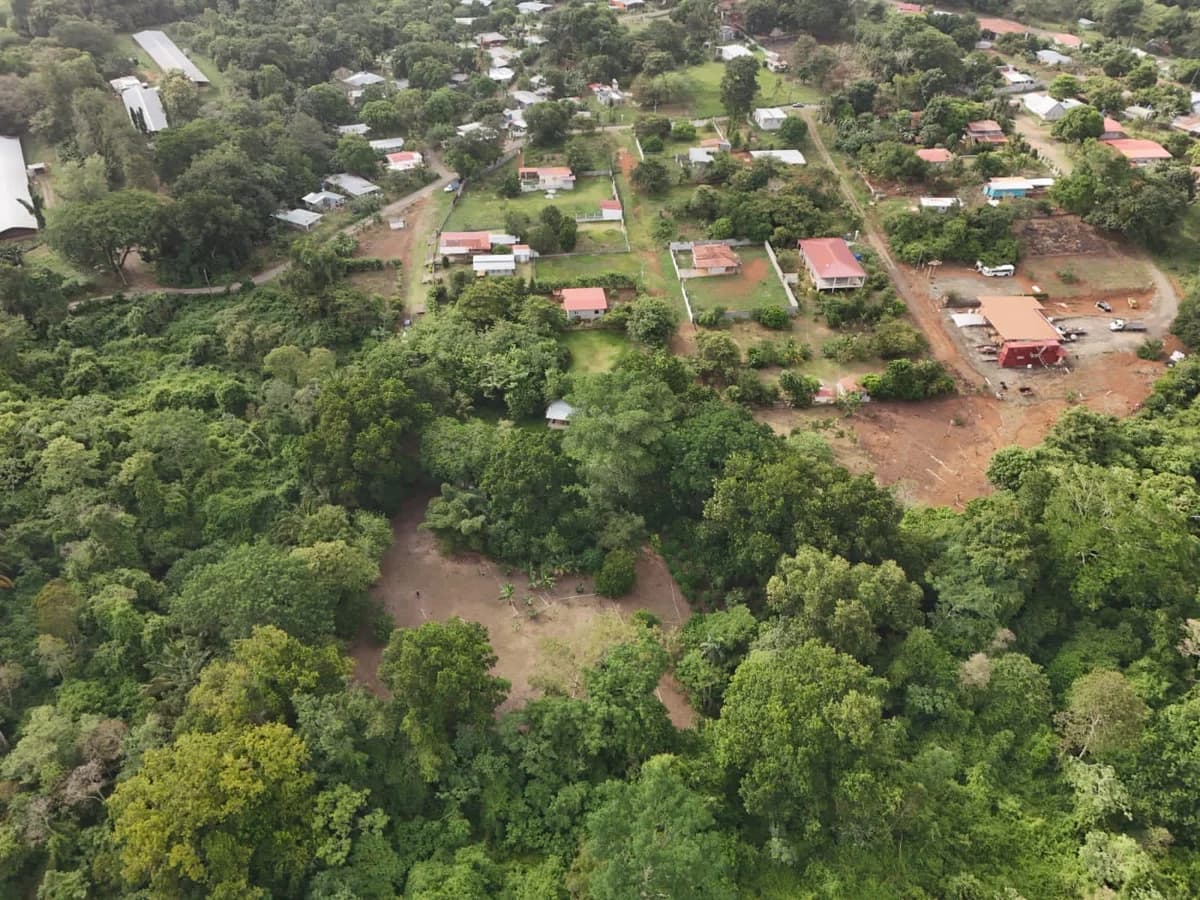 Ihr privater Bergrückzugsort: 3.355 m² Finca in Ollas Arriba, Capira - Photo 2