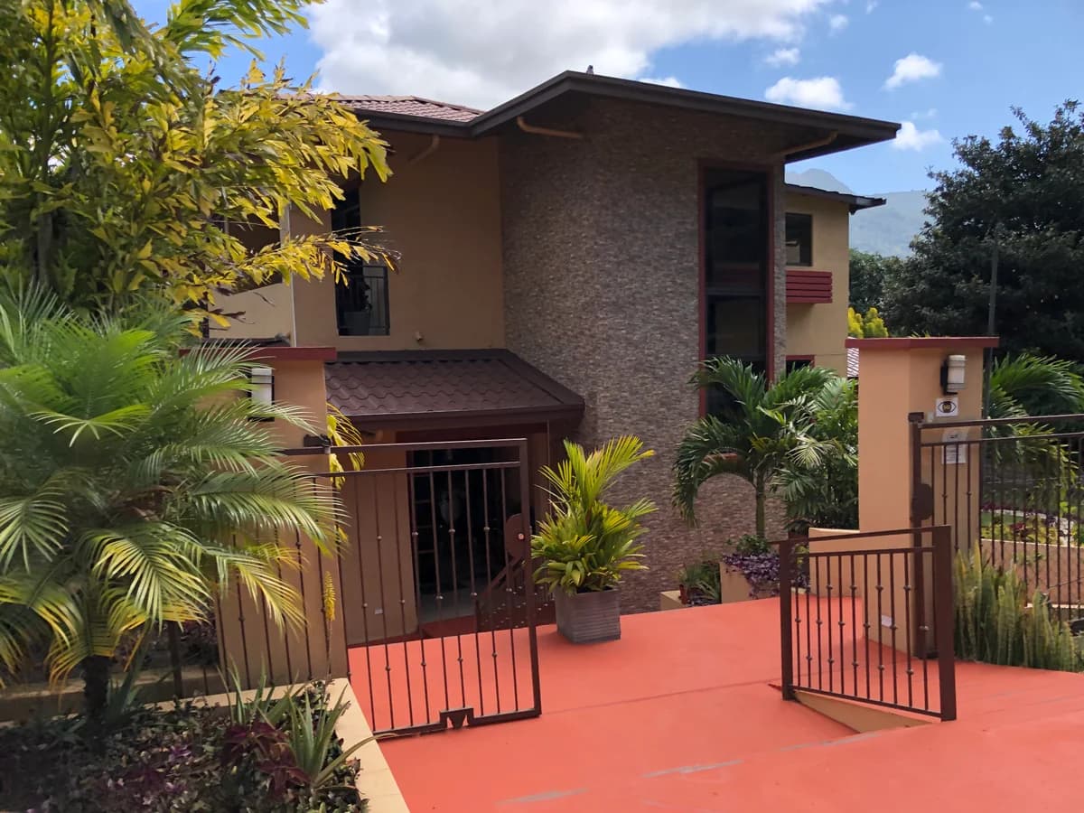 Luxury 8-Bedroom Estate for Sale in Panama