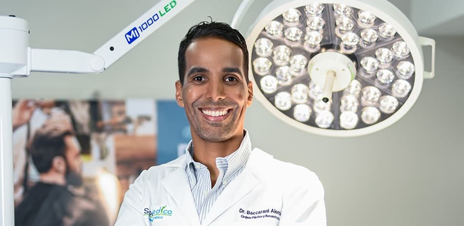 Exosome Rejuvenation Therapy at Baccarani Beauty Clinic: Panama's Premier Anti-Aging Treatment