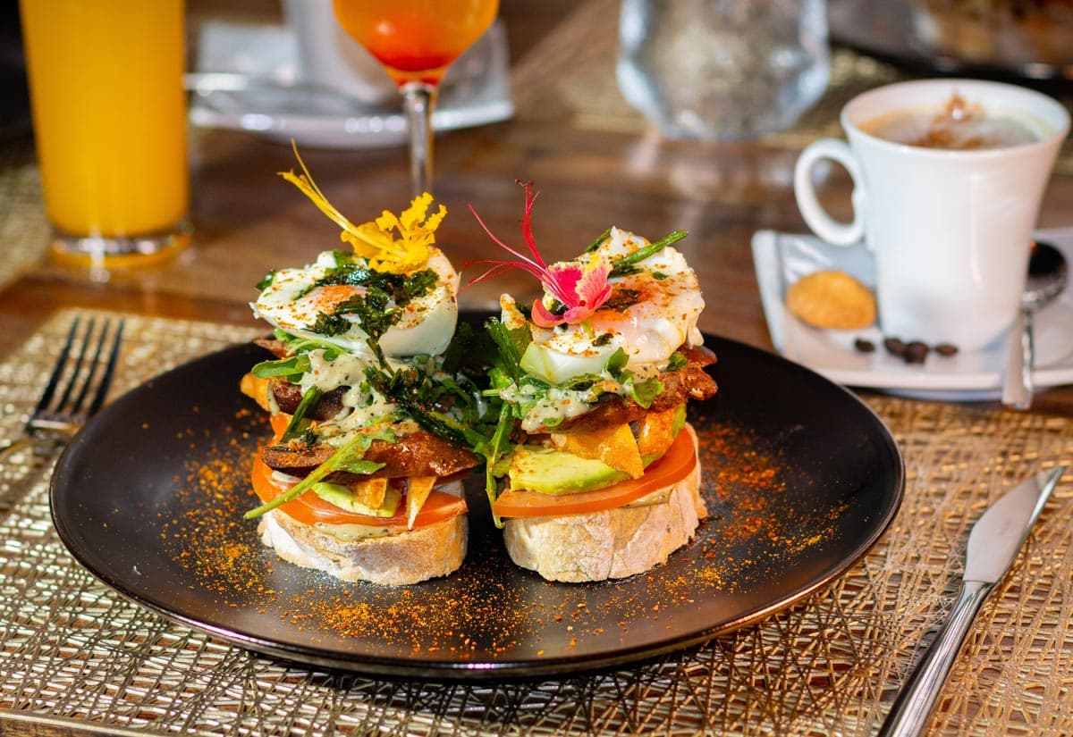 Chivita Food House: Panama City's Premier Interactive Steakhouse Experience in Marbella