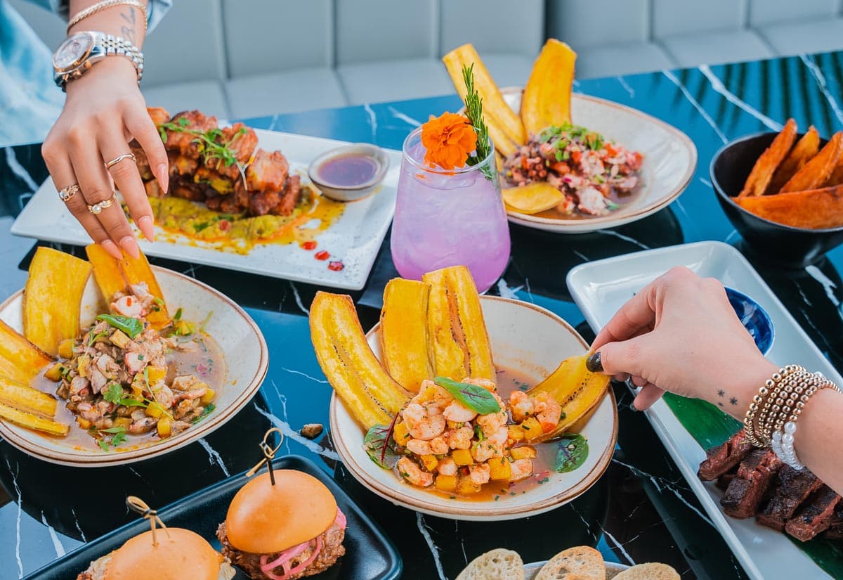 Cielo Rooftop Bar: Panama City's Premier Sky-High Dining Destination