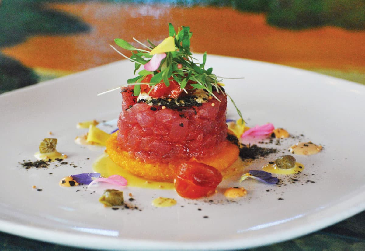 El Último Refugio: The Crown Jewel of Bocas del Toro's Culinary Scene