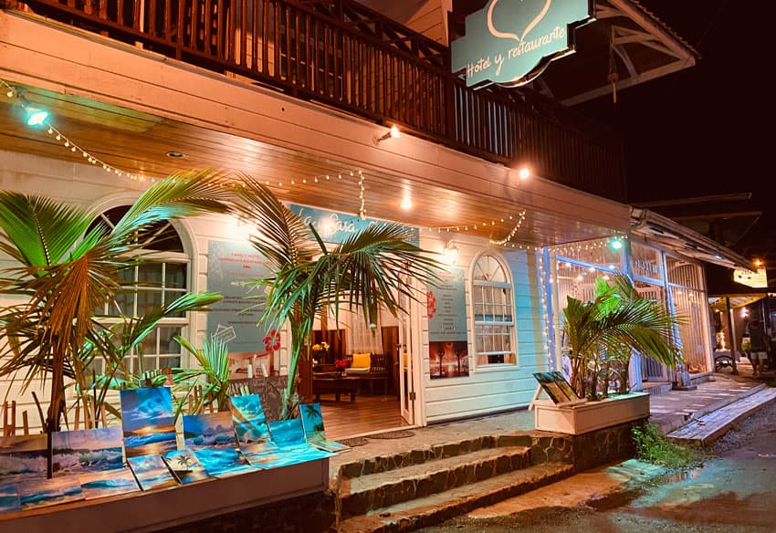 La Casa Corazón: Panama's Premier Overwater Boutique Hotel in Bocas del Toro