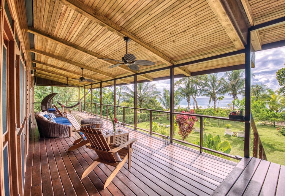 Oasis Bluff Beach: Panama's Premier Eco-Luxury Retreat with Award-Winning Dining
