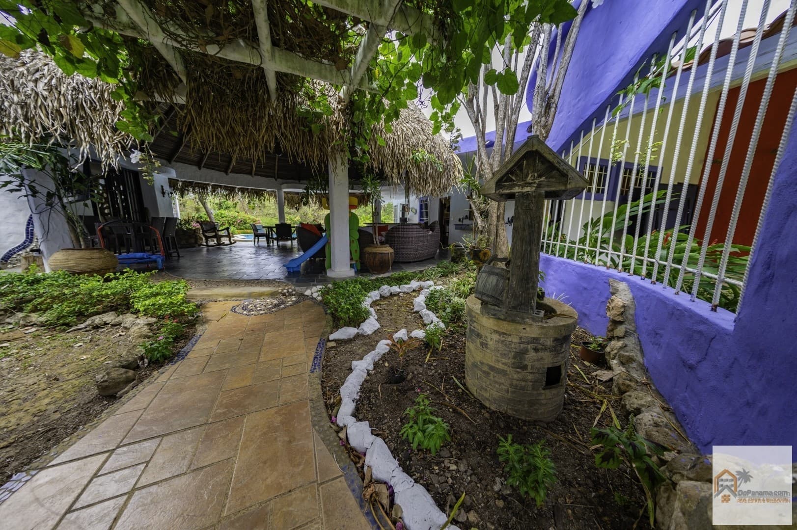 $1.4M Ocean-View Paradise in Punta Barco Viejo - 5BR Pool Estate