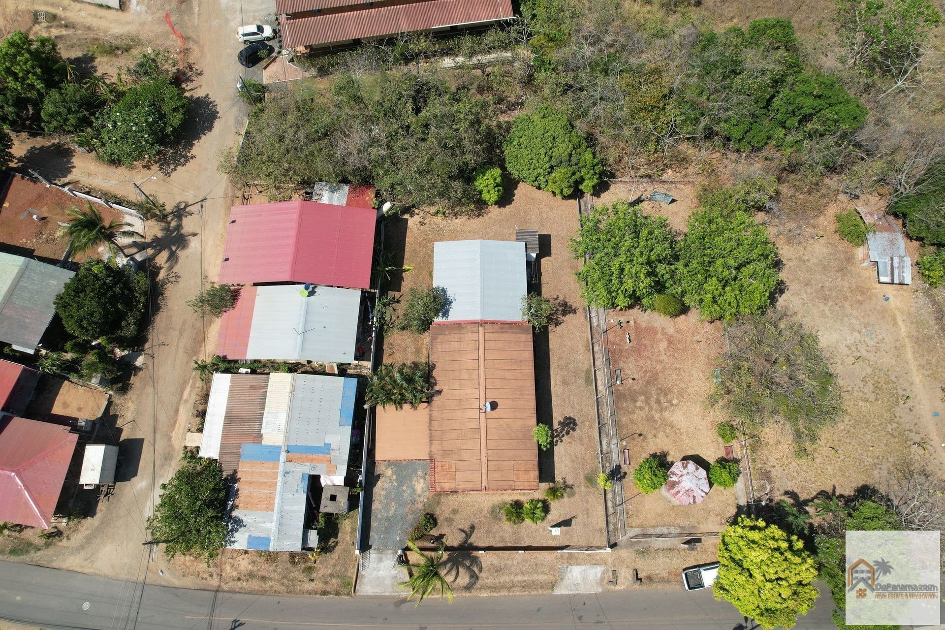 Investment Paradise: 4BR Home in Pedasí's Heart - $199K - Photo 2