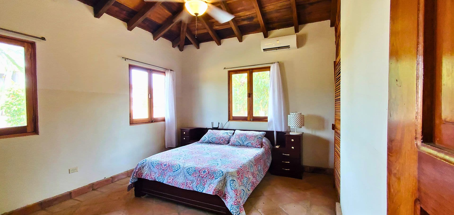 Charming 3BR Pedasí Home | Fenced Yard | Move-in Ready $245K - Photo 2