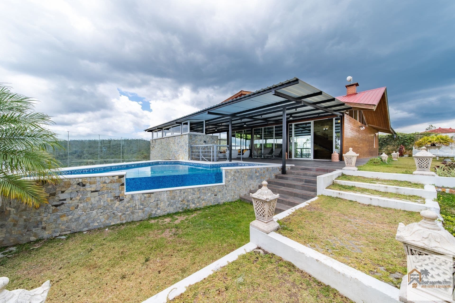 Cerro Azul Mountain Retreat | 4BR Two-Story Home | $800K | PLS-18591