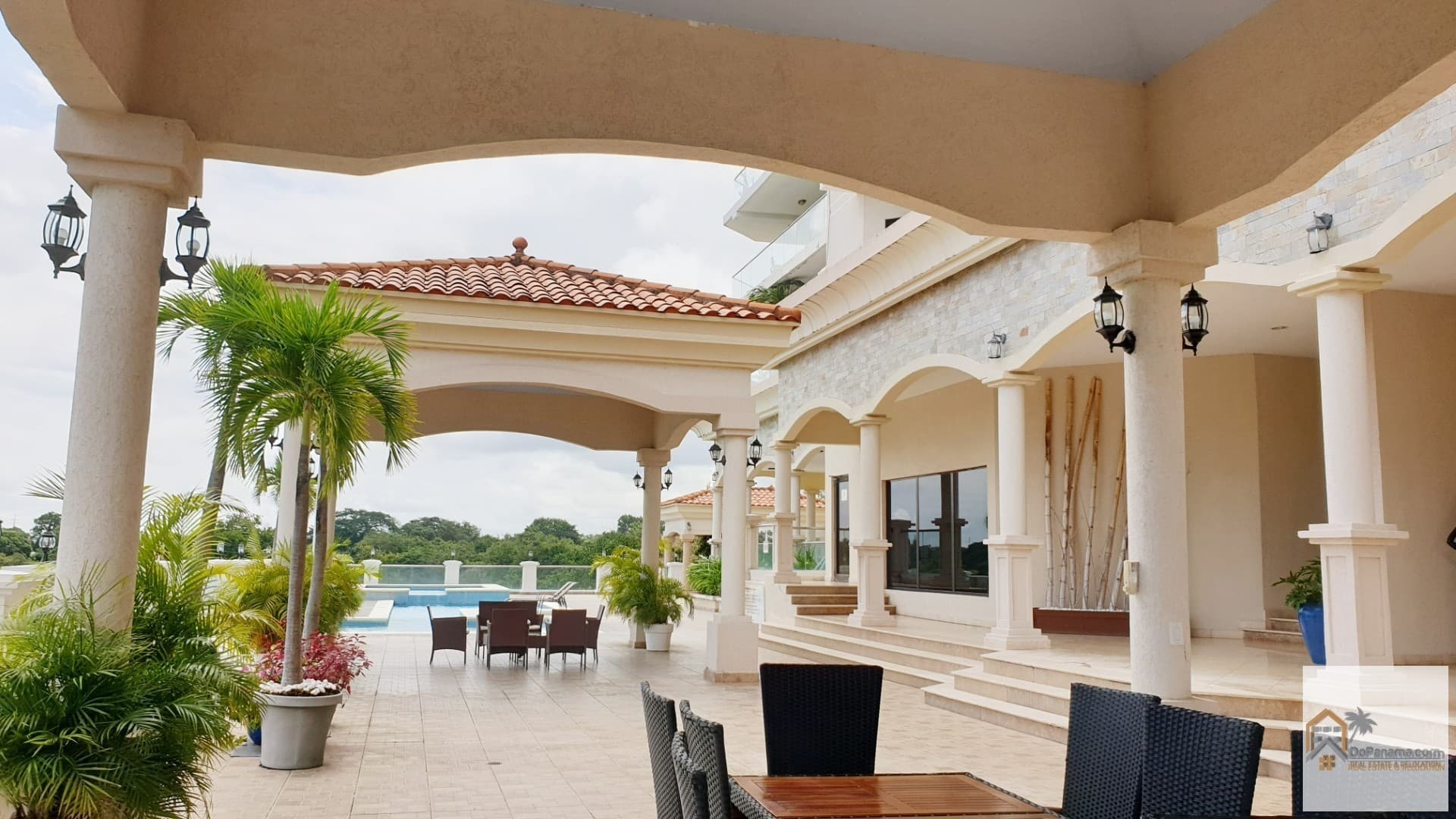 Penthouse Paradise: 3BR Ocean & Mountain Views | Vista Mar San Carlos $750K - Photo 2