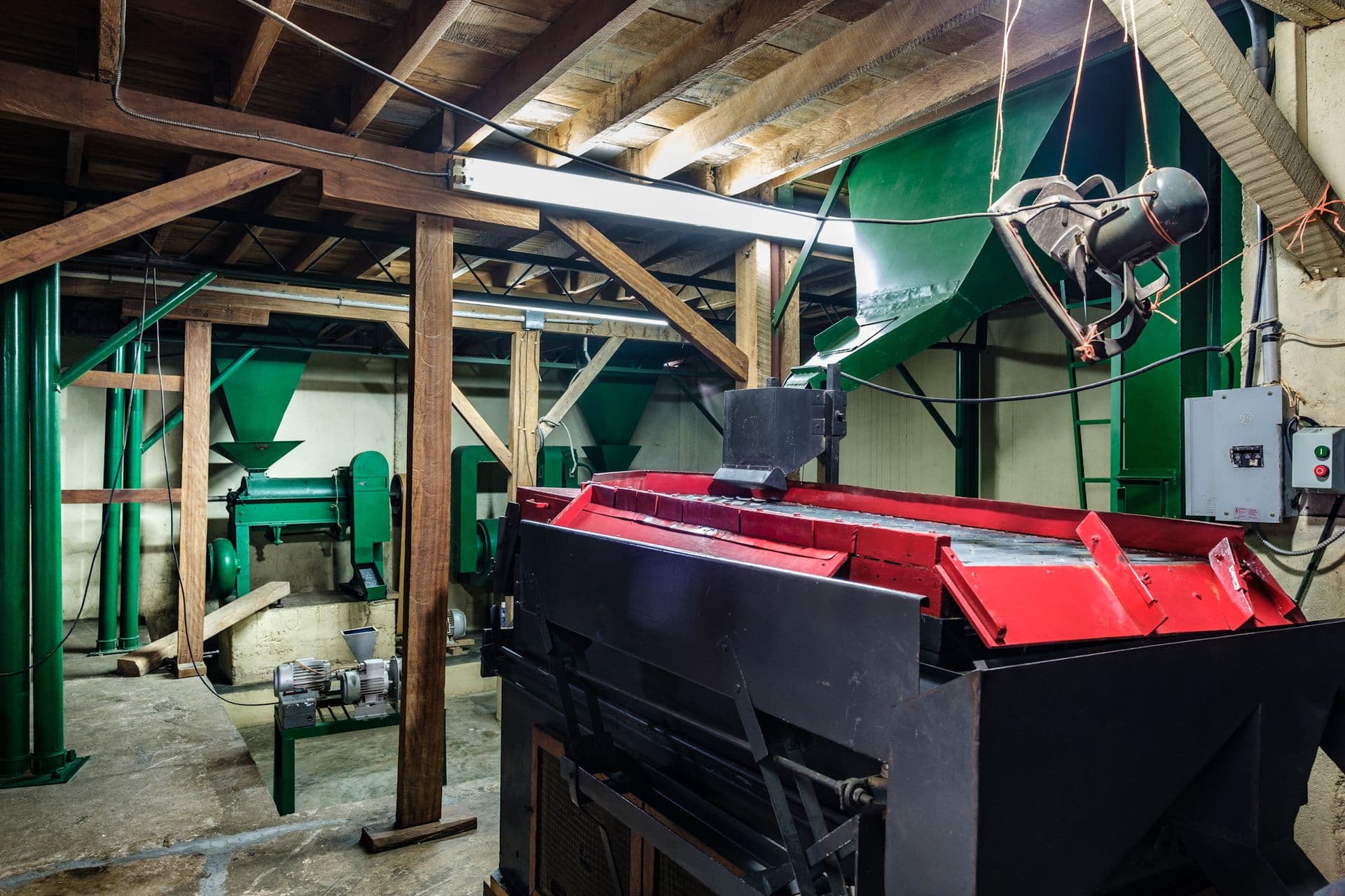 54-Hectare Award-Winning Coffee Farm - Volcán's Premier Turnkey Operation - Photo 3