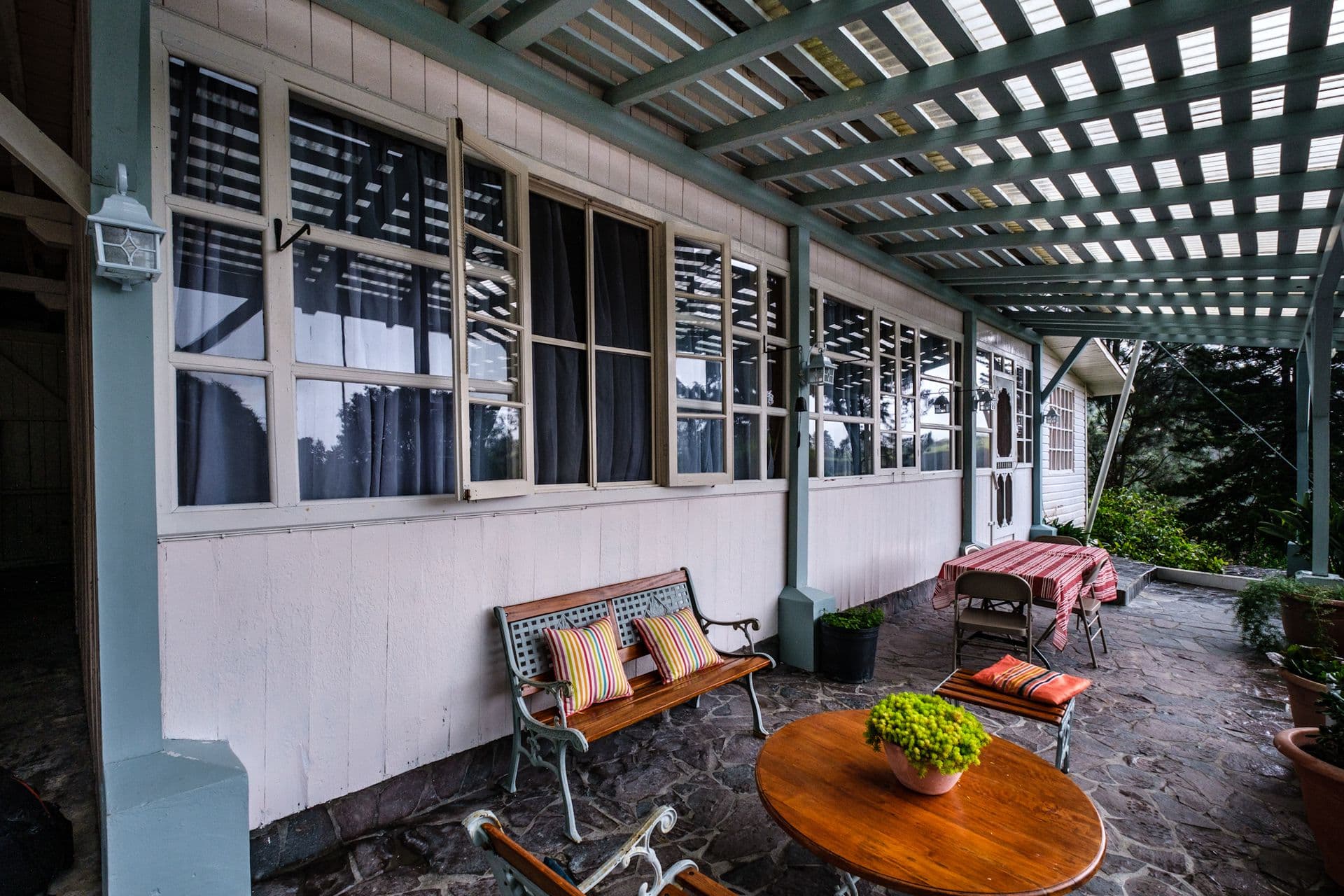 54-Hectare Award-Winning Coffee Farm - Volcán's Premier Turnkey Operation - Photo 5