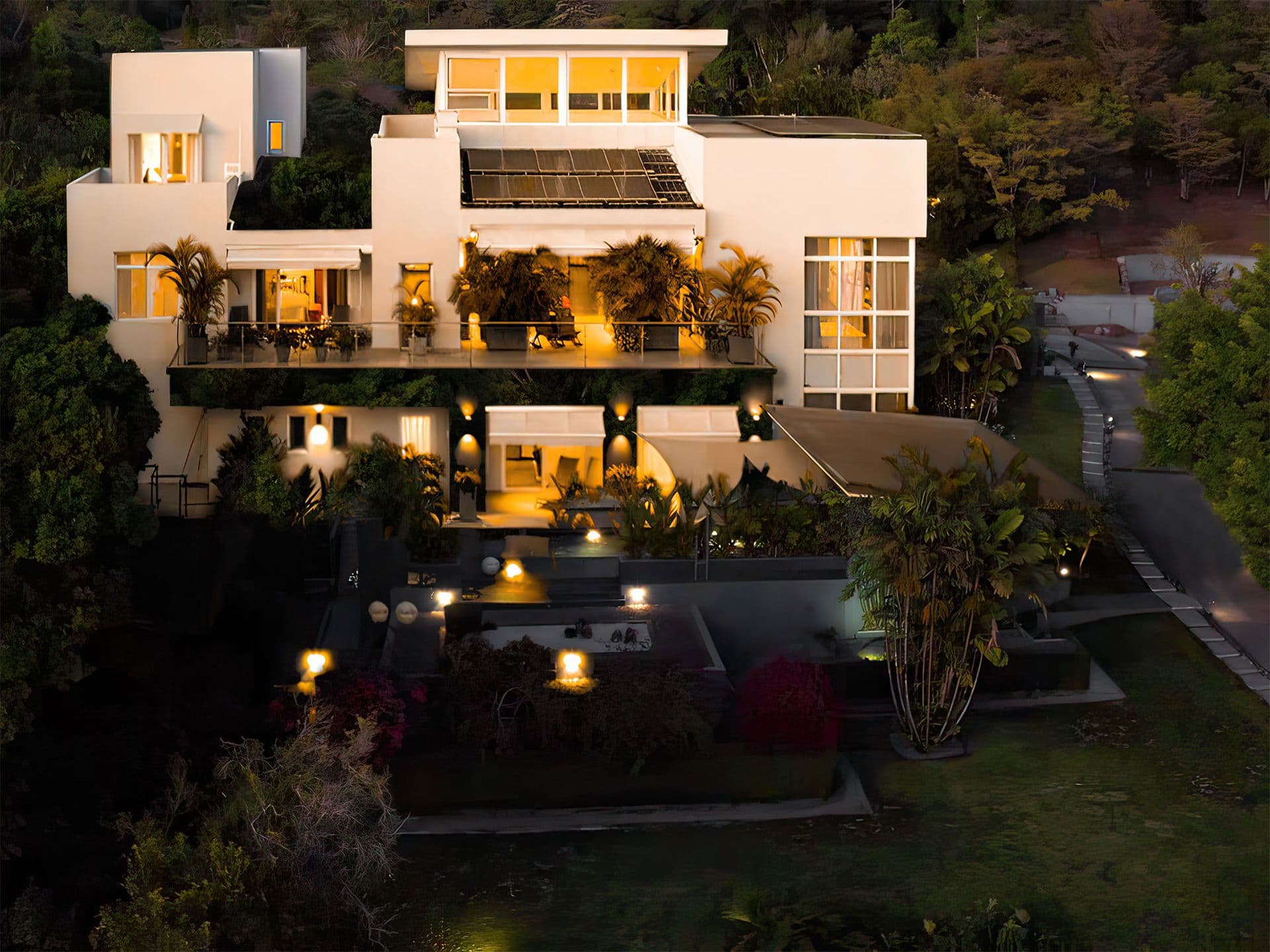 Luxury 3BR Golf Villa in Lucero Country Club La Estrella - $985K - Photo 2