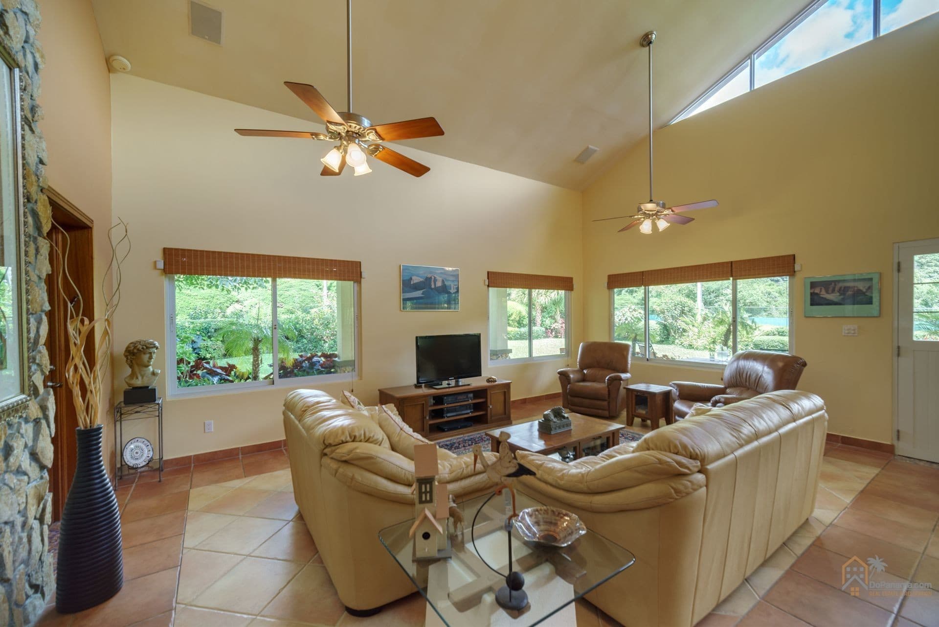 El Santuario Estate: $589K 3BR Mountain Sanctuary | Bajo Boquete Paradise - Photo 3