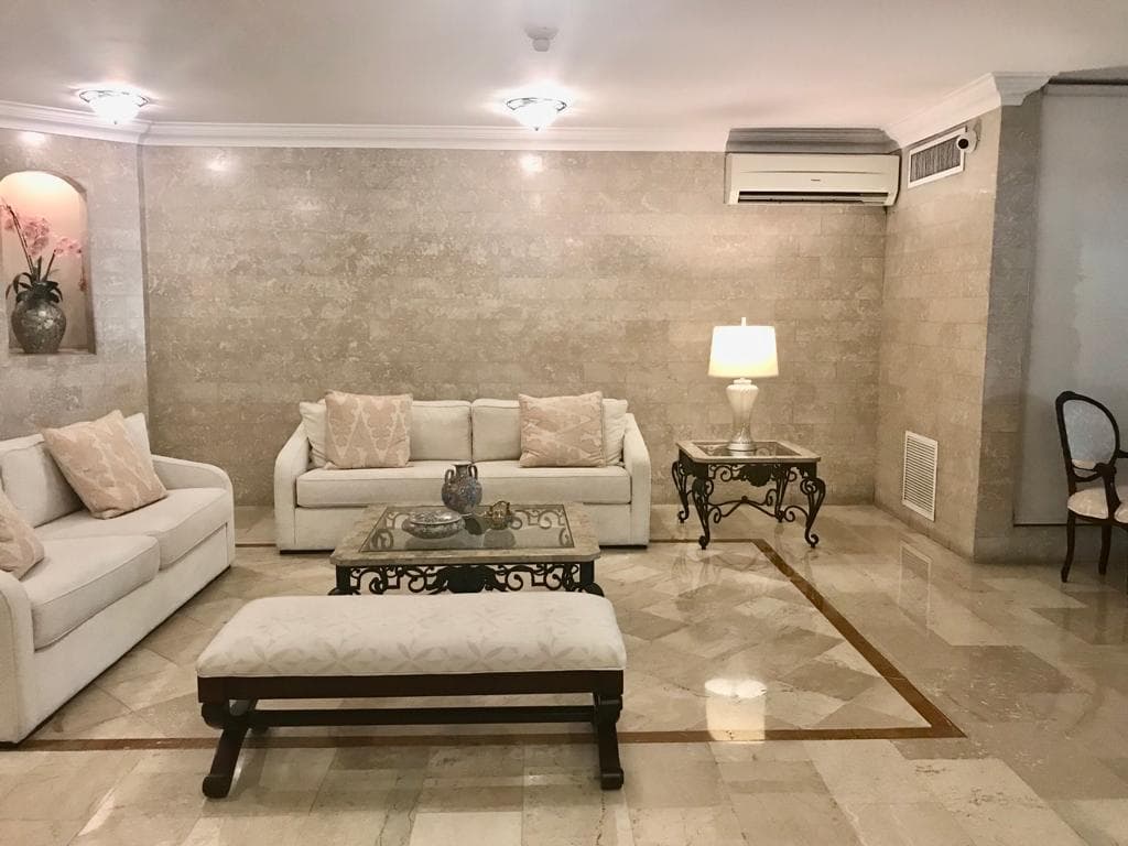 Luxe 3BR El Cangrejo Haven $325K | Panama City's Cultural Heart - Photo 2