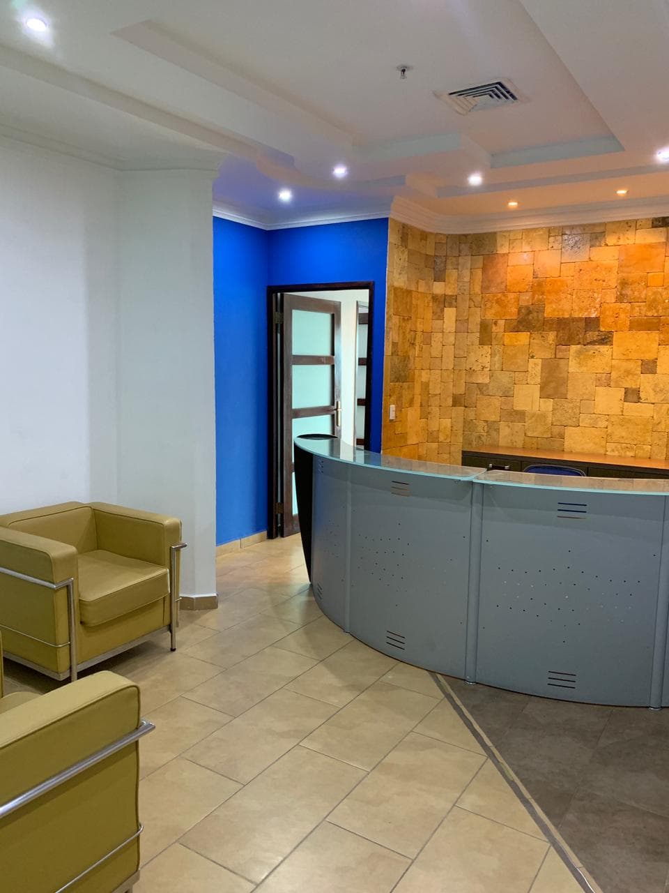 Torre Global Bank Office - $280K Turnkey Investment | Calle 50 Panama