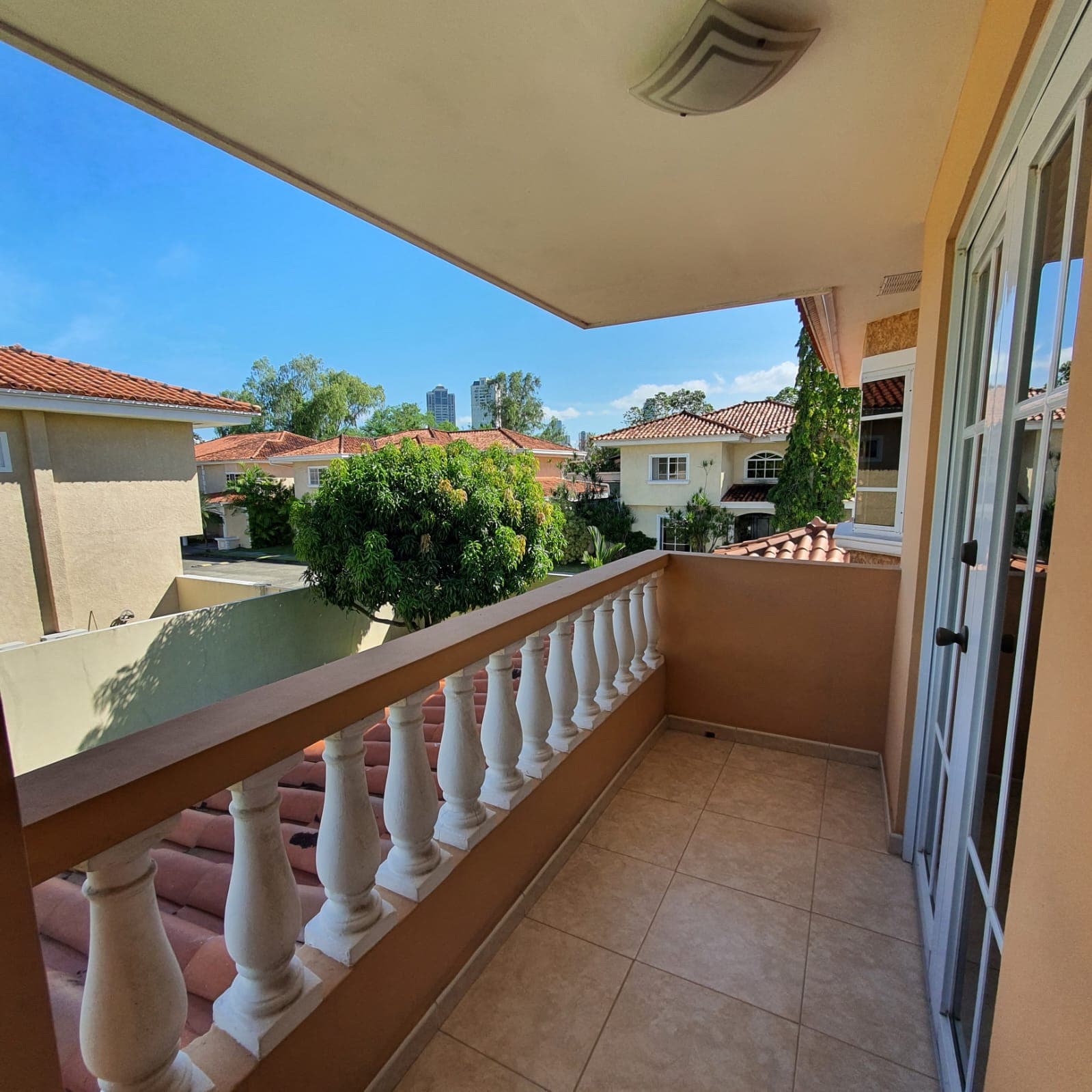 Elegant 3BR House in Palmeras del Este | $923K | Costa del Este