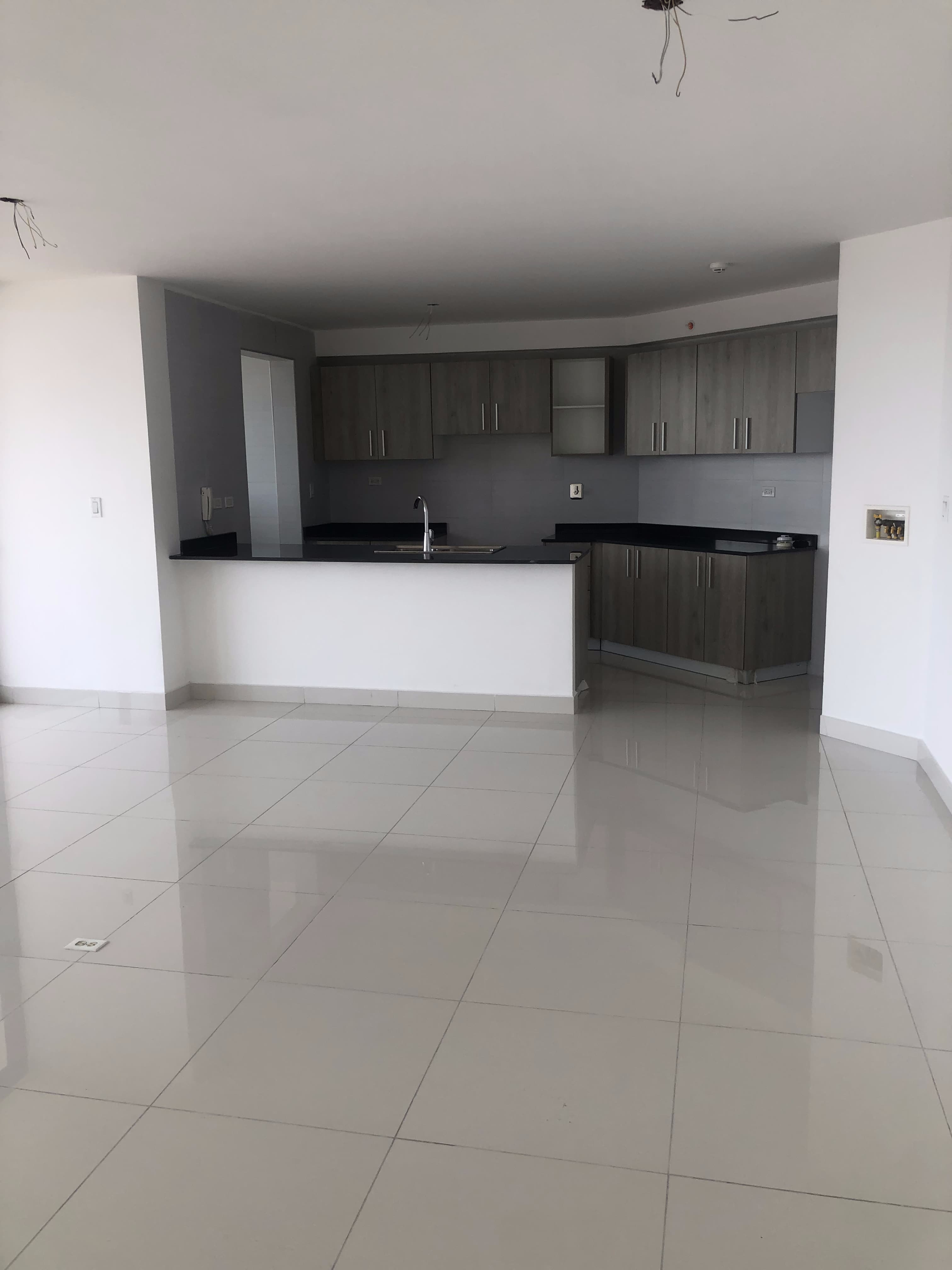 Luxury 2BR Penthouse Views in El Cangrejo's Most Coveted Address - Photo 3