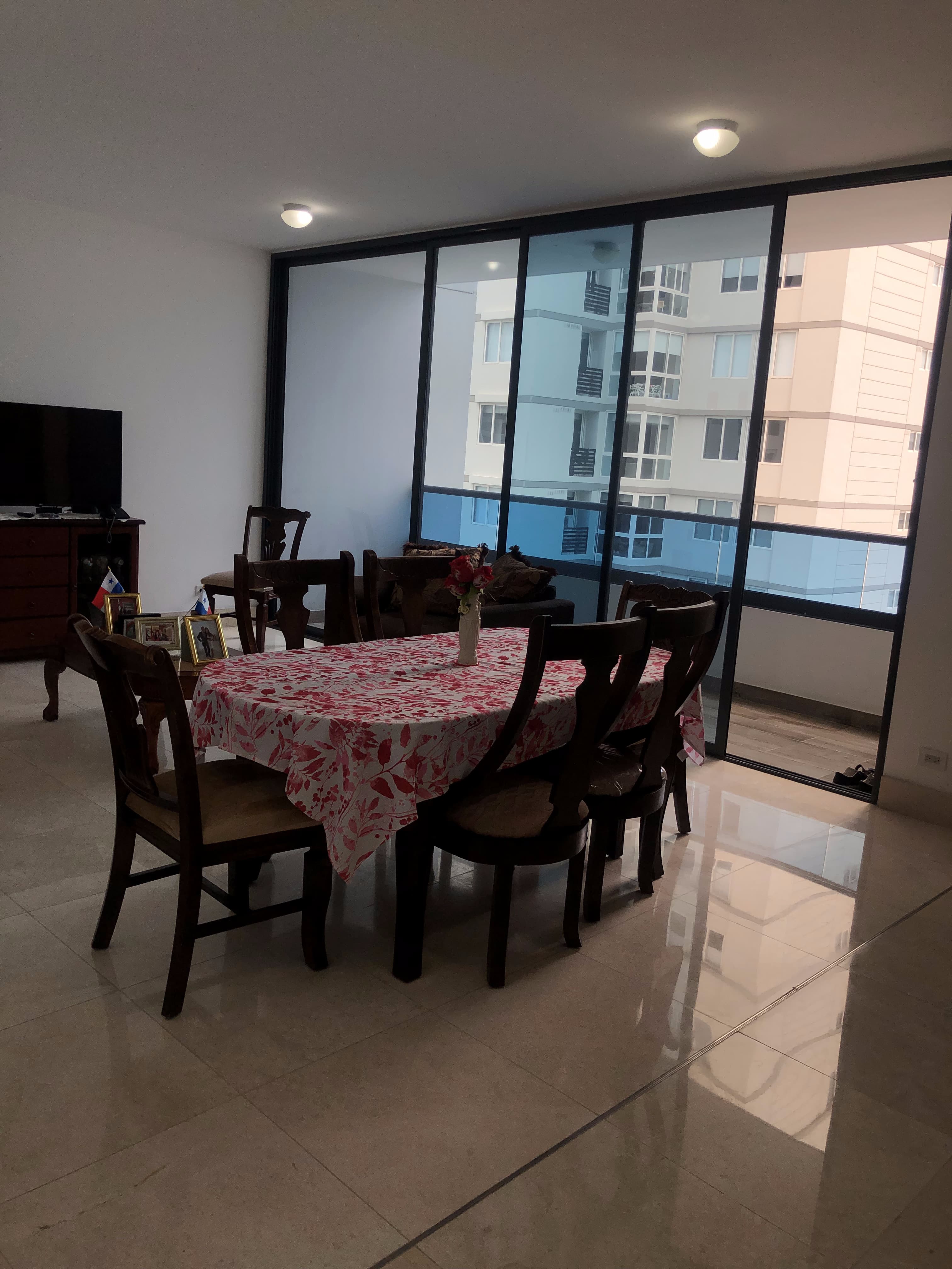 PH Deluxe Paitilla: 3BR Luxury Condo $460K - Service Quarters & City Views - Photo 2
