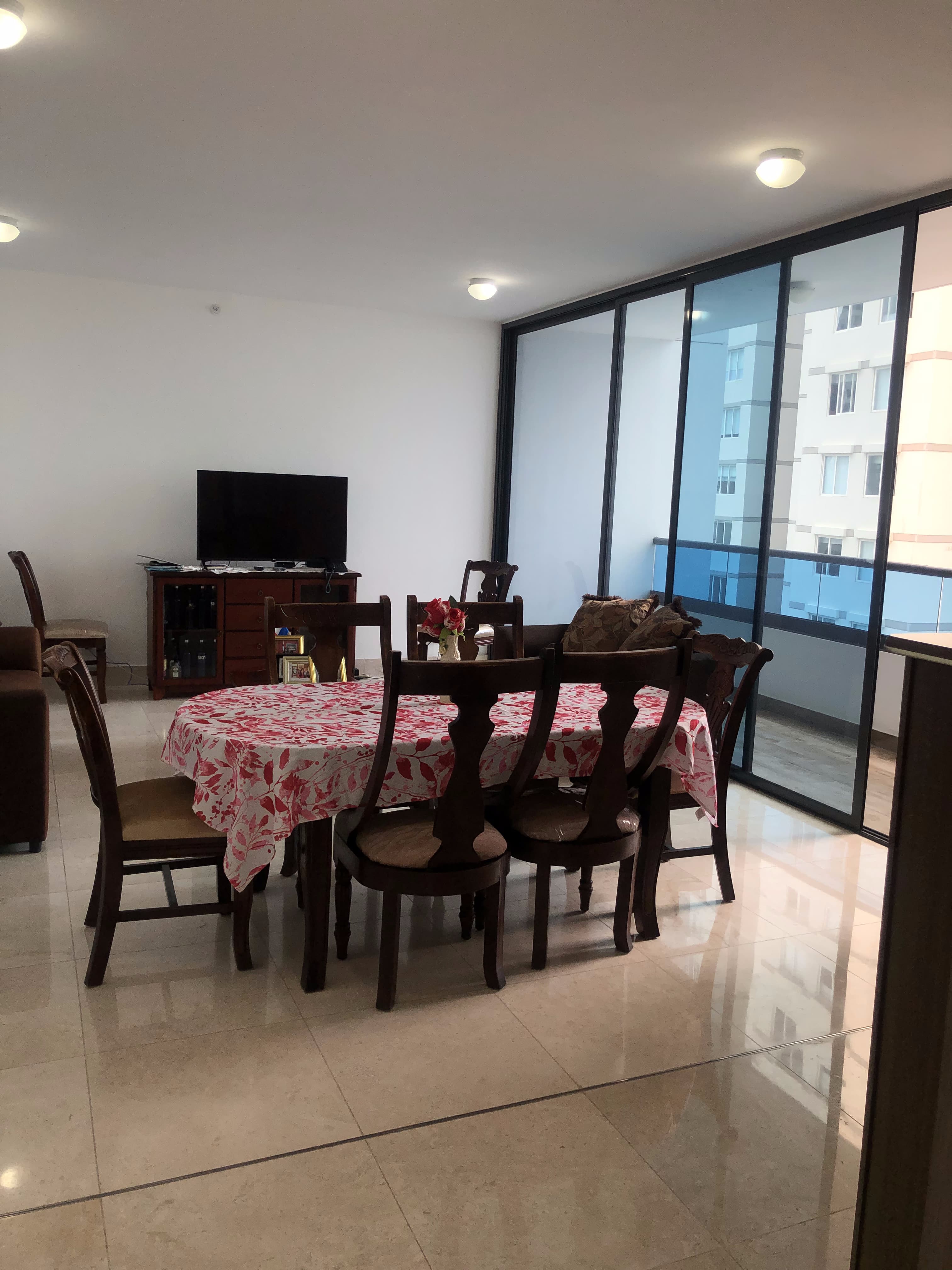 PH Deluxe Paitilla: 3BR Luxury Condo $460K - Service Quarters & City Views - Photo 3