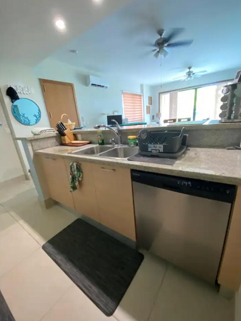 Beachfront Casa Mar Condo - Rio Mar Panama | 2BR Paradise $320K - Photo 5