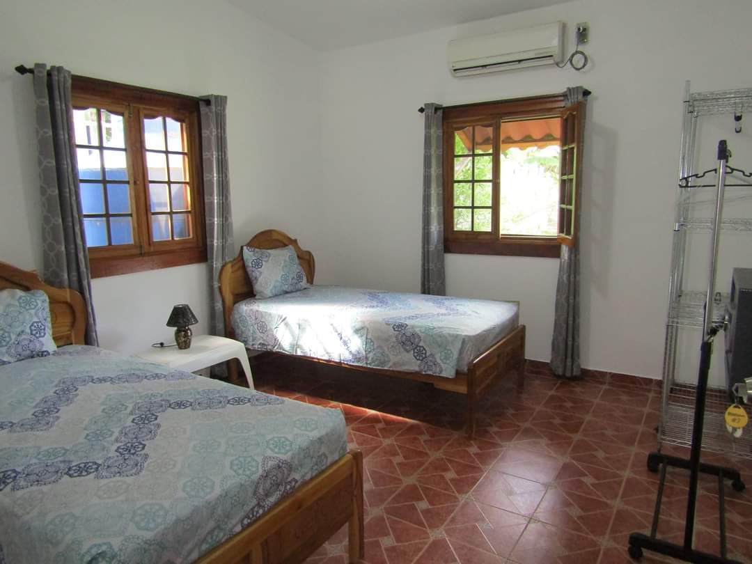 Dual Home Investment Paradise in Pedasí - $225K | 6.5%+ Returns - Photo 2