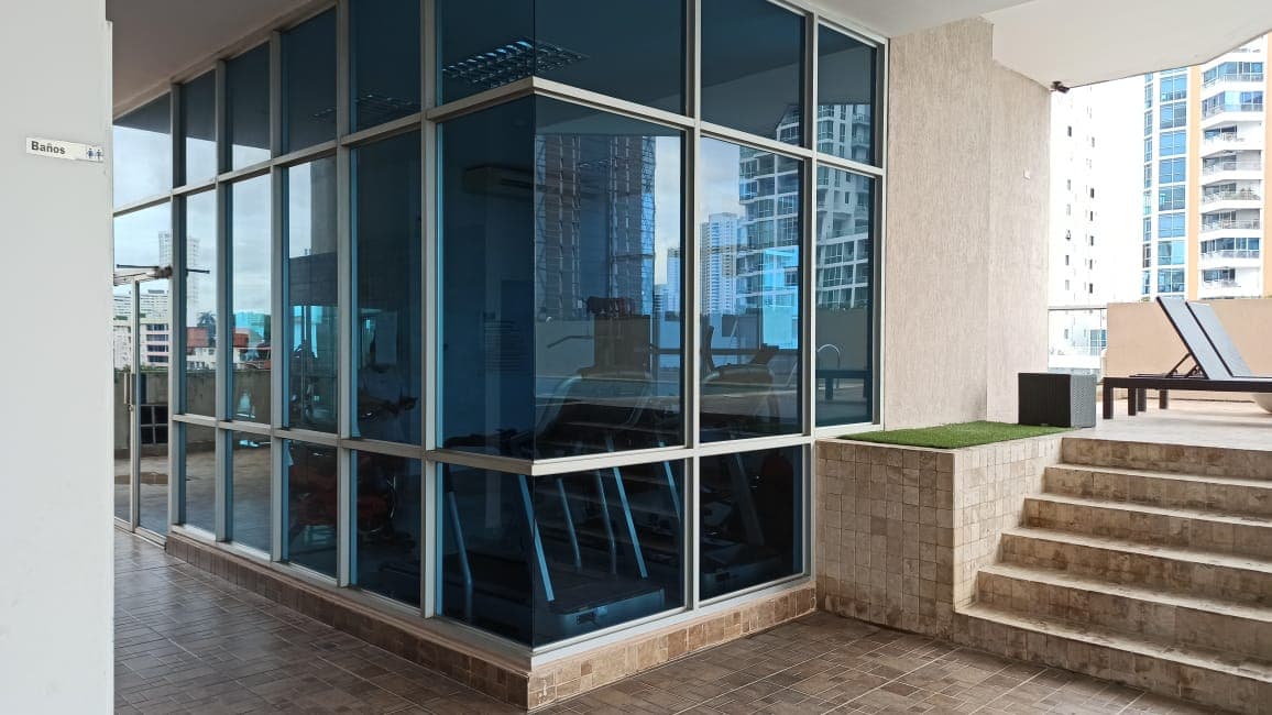 Soaring 3BR Penthouse in PH Kolosal - Panoramic Panama City Views - Photo 2