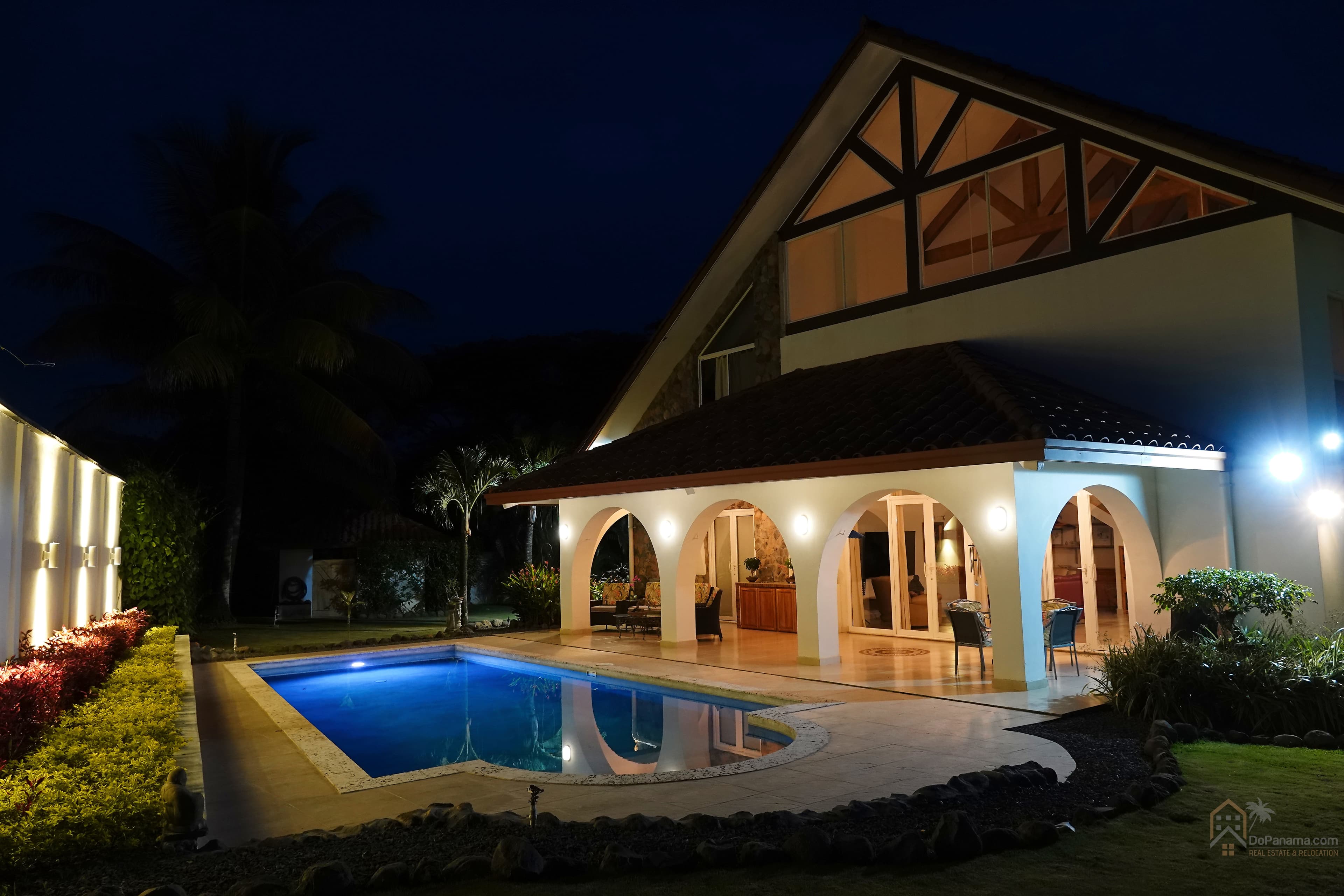 Punta Barco Paradise: 3BR Villa with Pool on 20,662 Sq Ft - $850K - Photo 4