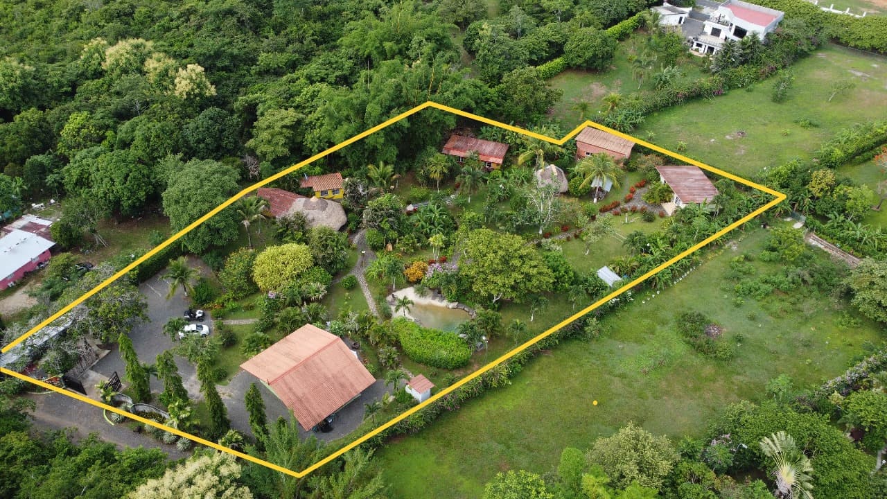 Boutique Hotel Investment Paradise - $835K Turnkey Business Panamá Oeste - Photo 3