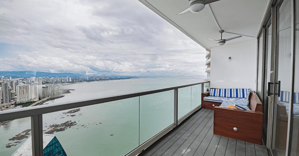 Ocean Club Punta Pacifica: $330K Oceanfront Haven - Panama City Luxury Condo