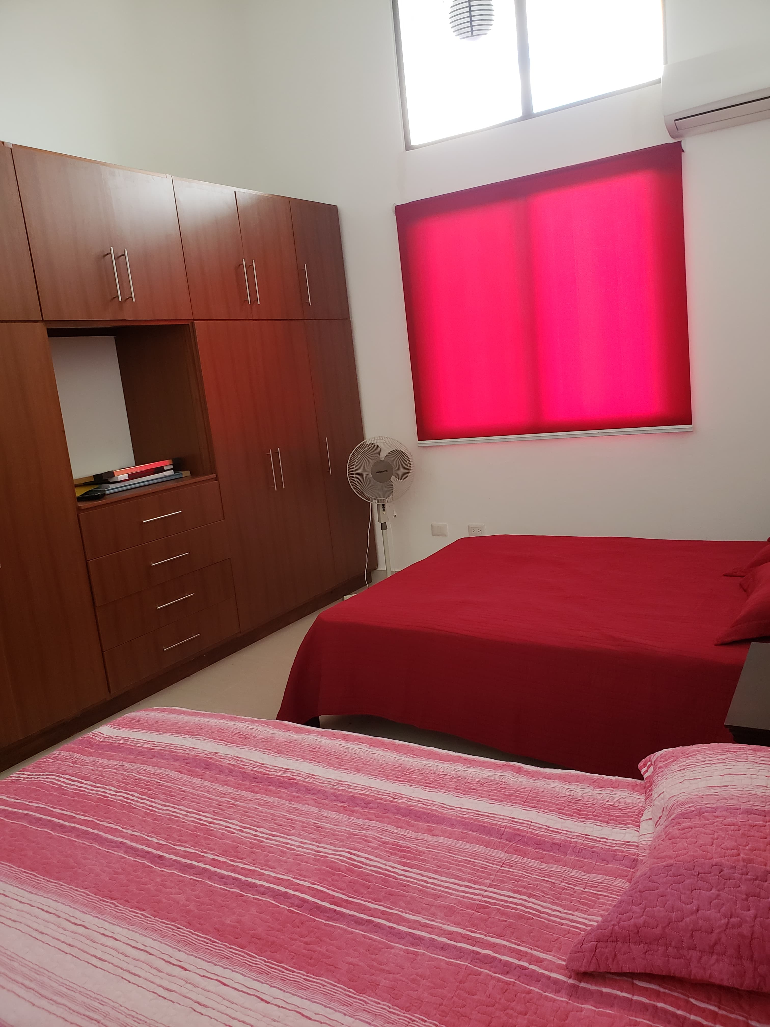 Modern 4BR Hilltop Sanctuary in David - Mountain Views & Chef's Kitchen - Photo 2