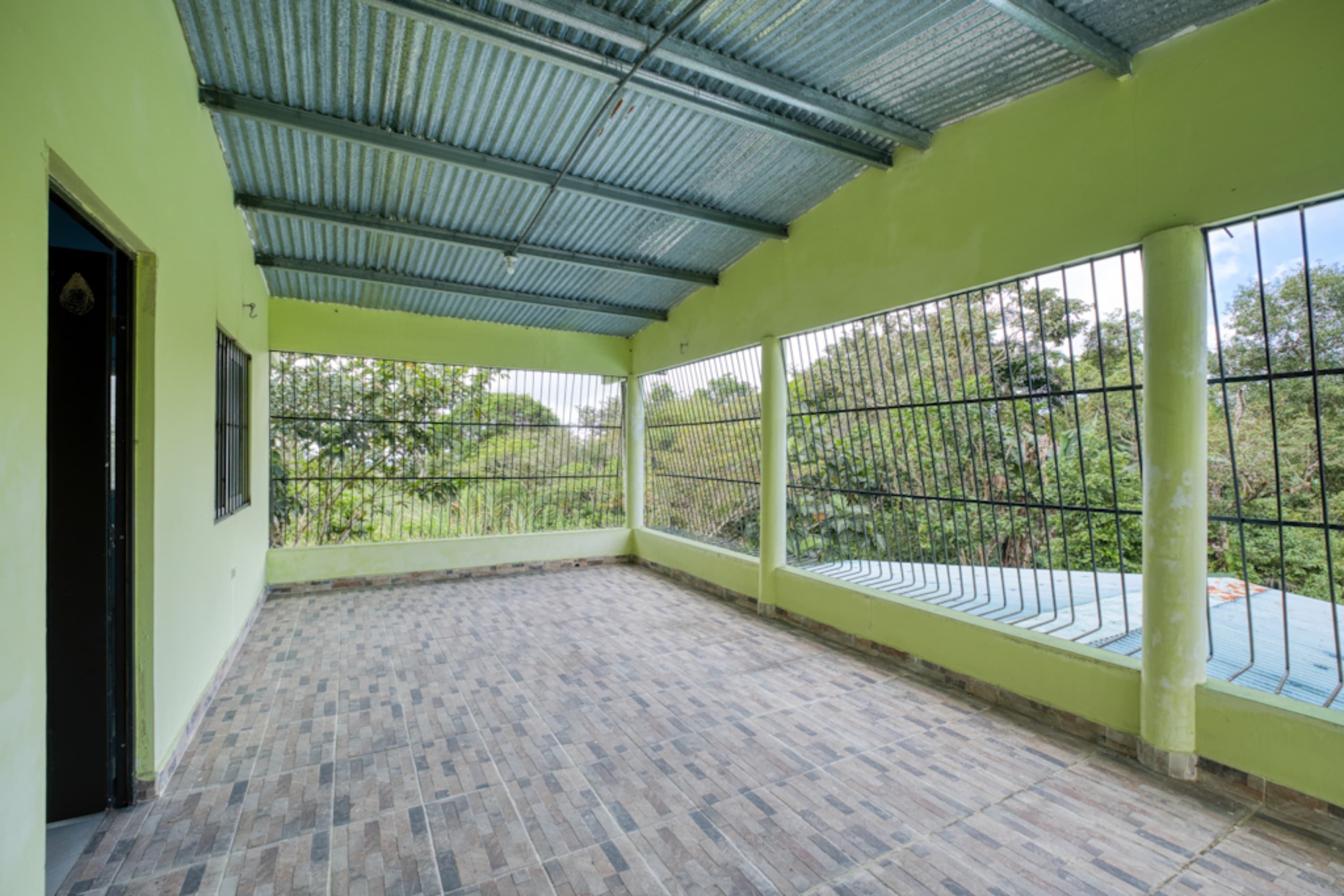 Rustic Mountain Retreat $175K | 3BR Garden Estate Chiriquí Province - Photo 5