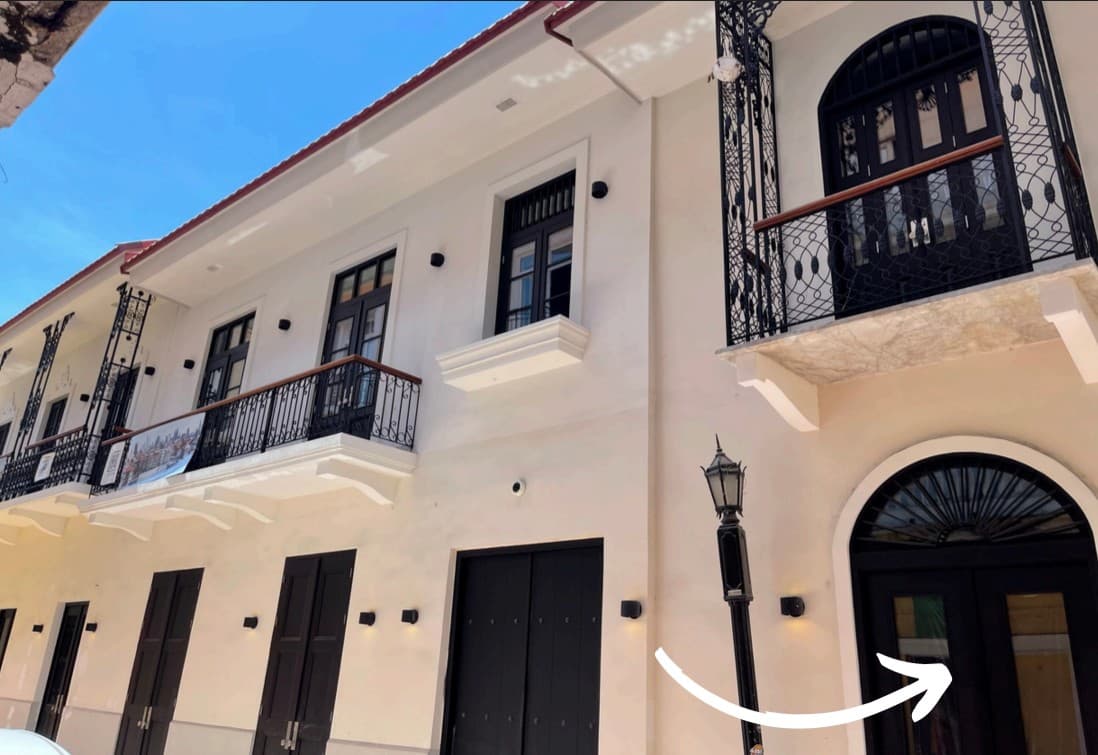 4BR Luxury Casco Viejo Penthouse | Historic Santa Familia | $1.3M - Photo 2