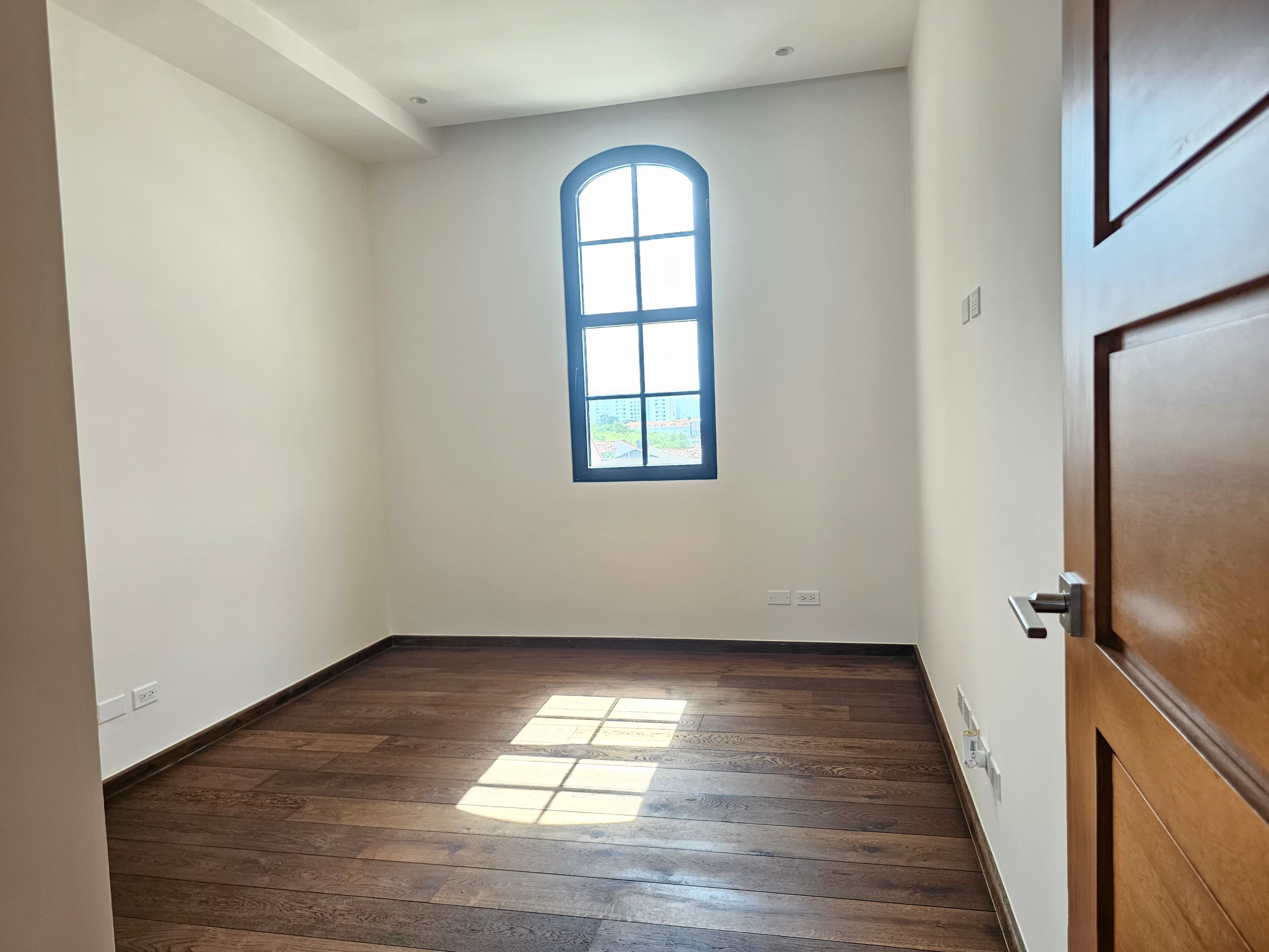 Casco Viejo Penthouse Paradise - Private Pool, Ocean Views, $1.86M - Photo 3