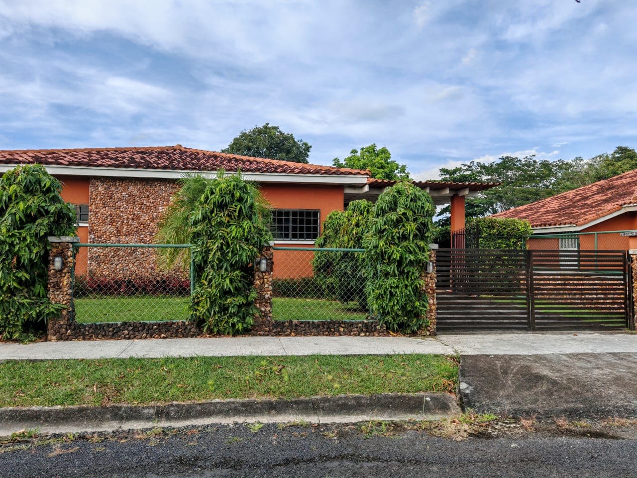 Chame Sanctuary: 3BR Pool Villa with Mountain Views - $260K