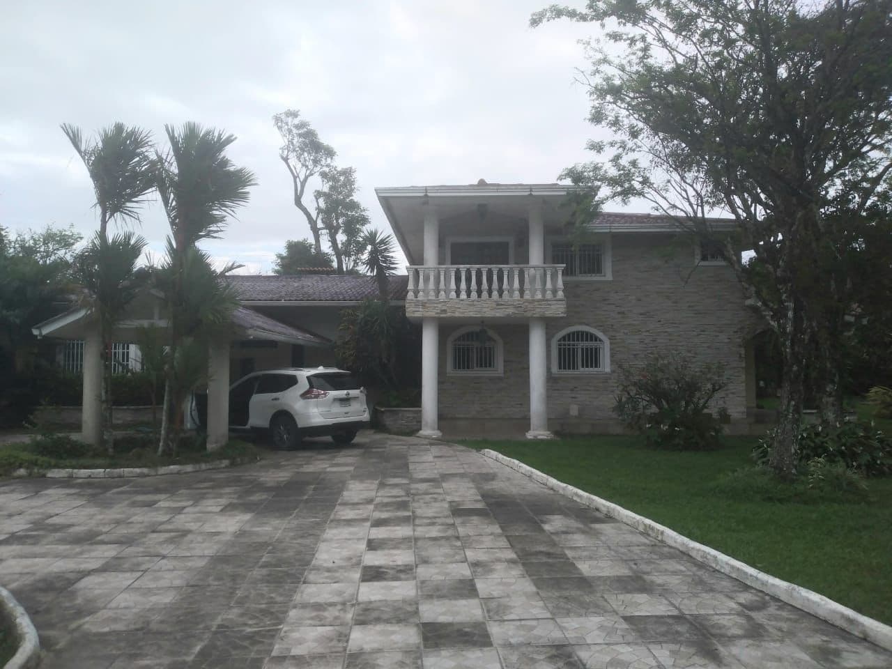 Valle de Antón Mountain Estate - 5BR Home with Guest Quarters $600K