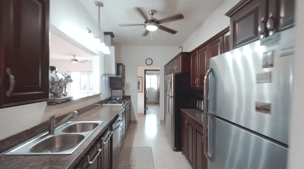 Santa Clara Family Compound: 4 Homes, Pool & Beach Access $1.6M - Photo 5