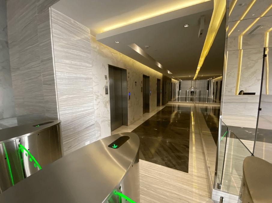 Premier 425m² Office The Towers Business Plaza Panama City $1.07M - Photo 3