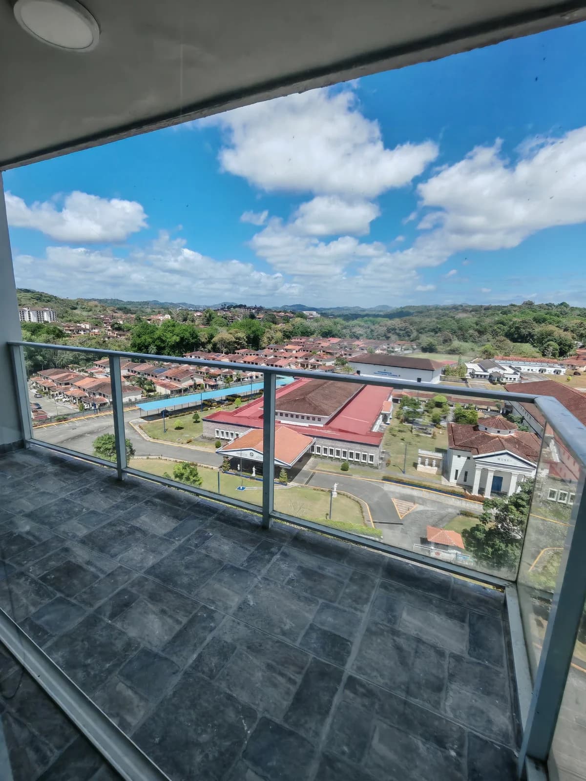 Albrook Serenity: 3BR Apartment with Balcony in PH Pine Hills