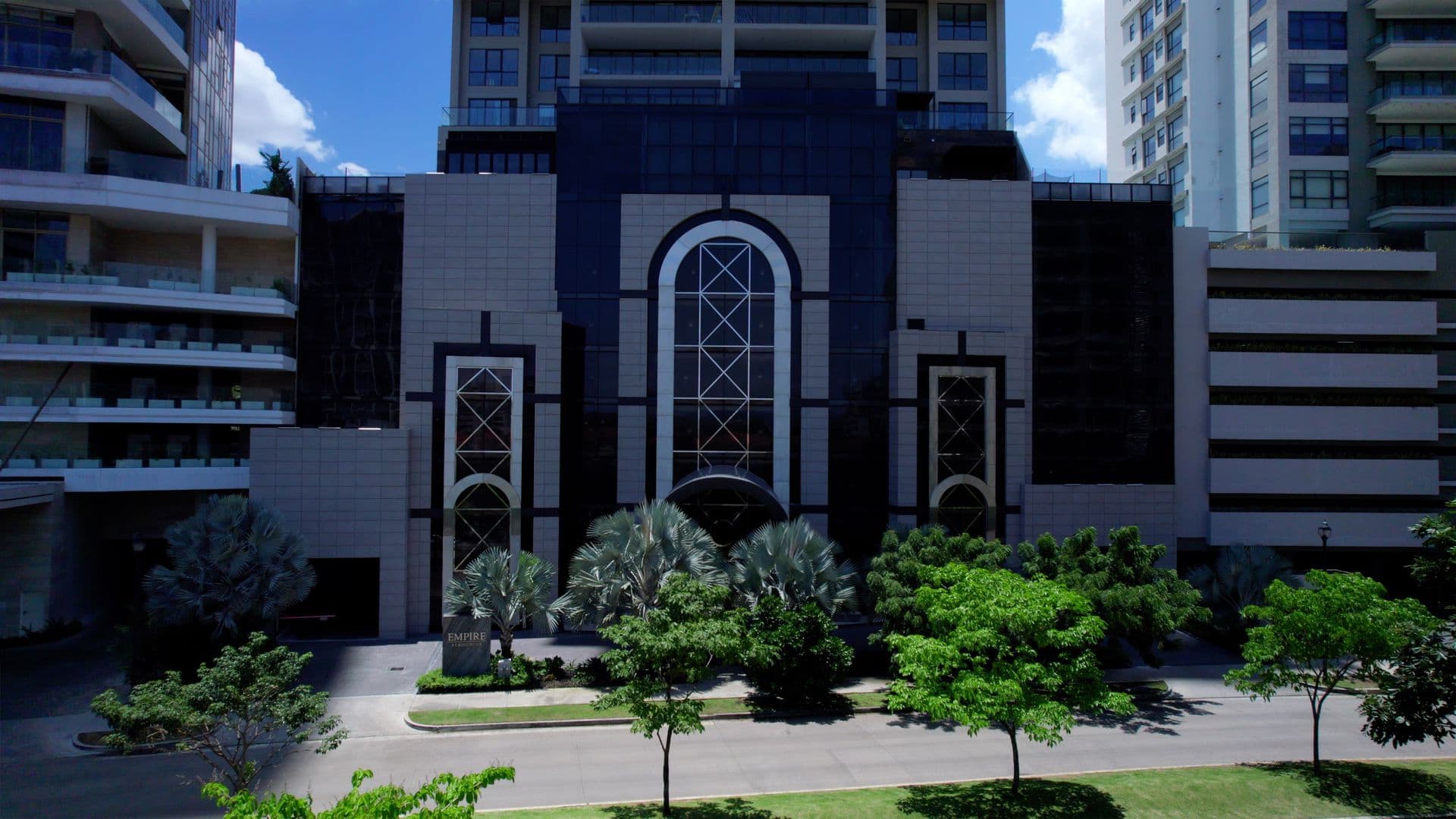 FIRE SALE: $200,000 Price Drop on Luxury Golf Course Condo at Empire Residences Panama