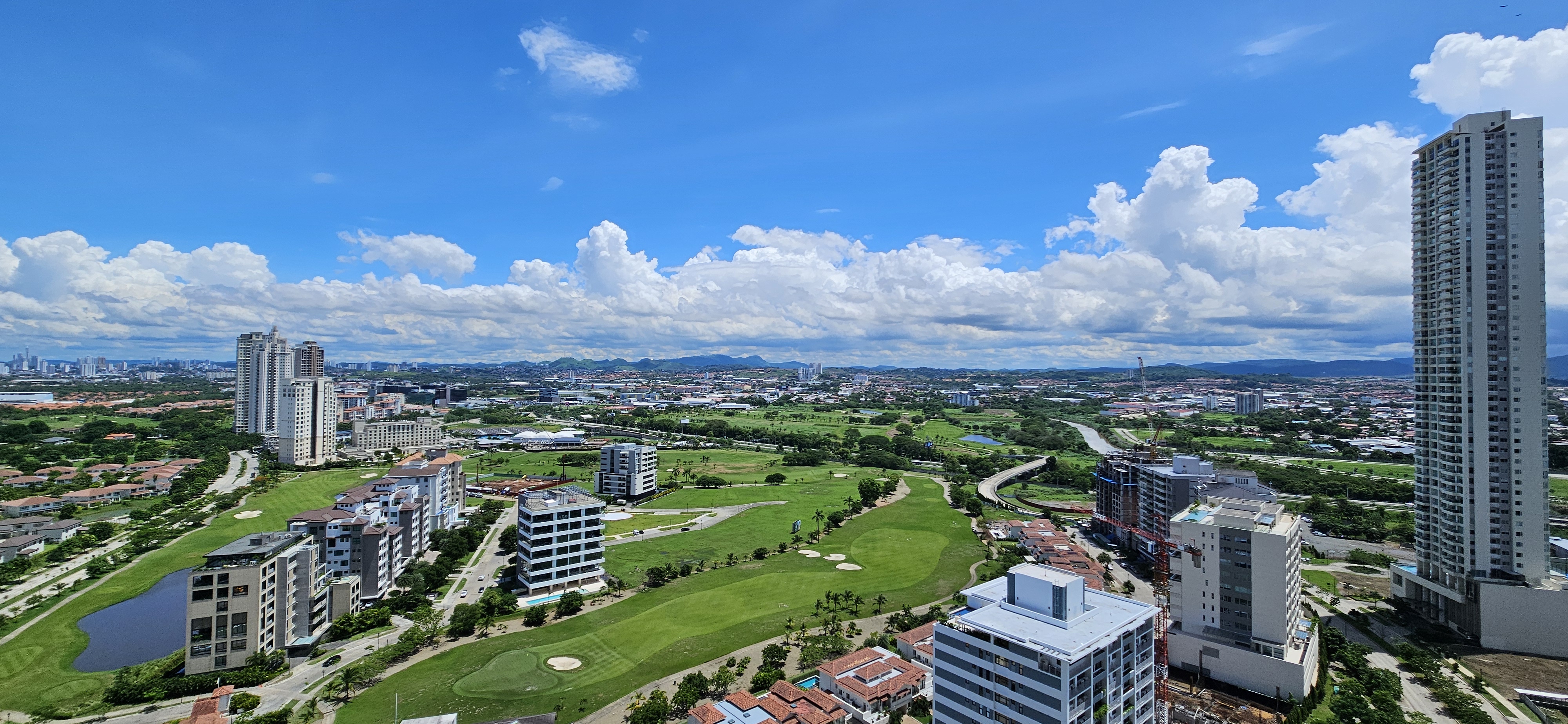 Empire Residences: Ocean View 3BR Condo Santa María - $1,299,950