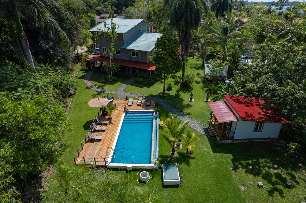 Caribbean Oasis: Luxurious Island Home with Profitable Airbnb in Bocas Del Toro