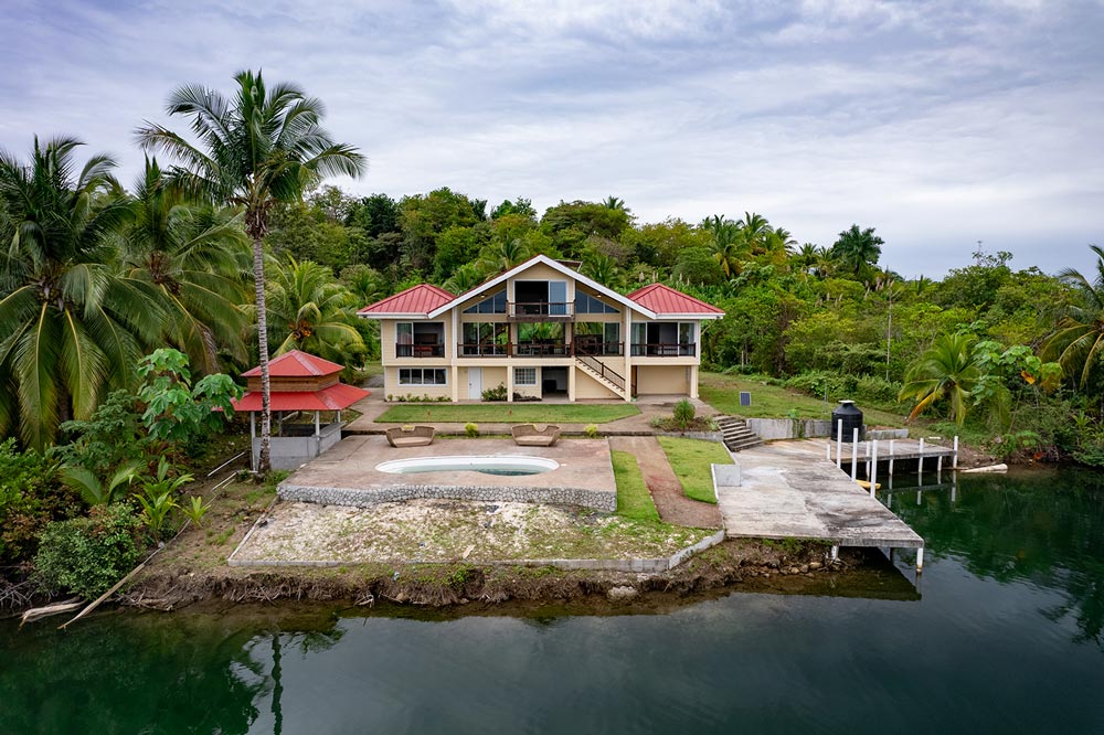 Beautiful House in Bocas del Toro